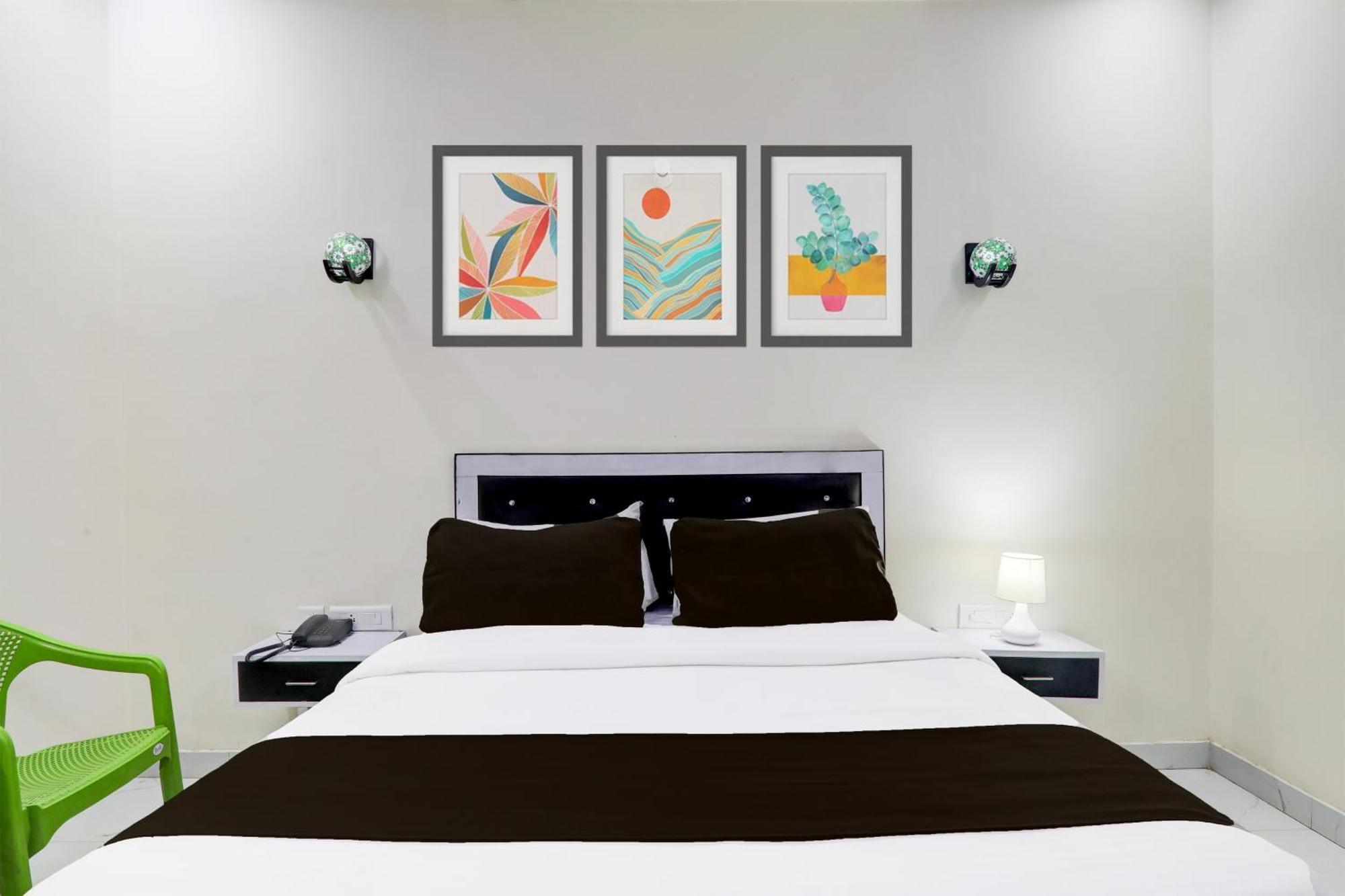 Super Hotel O Banthara Near Airport Banthra Sikandarpur المظهر الخارجي الصورة