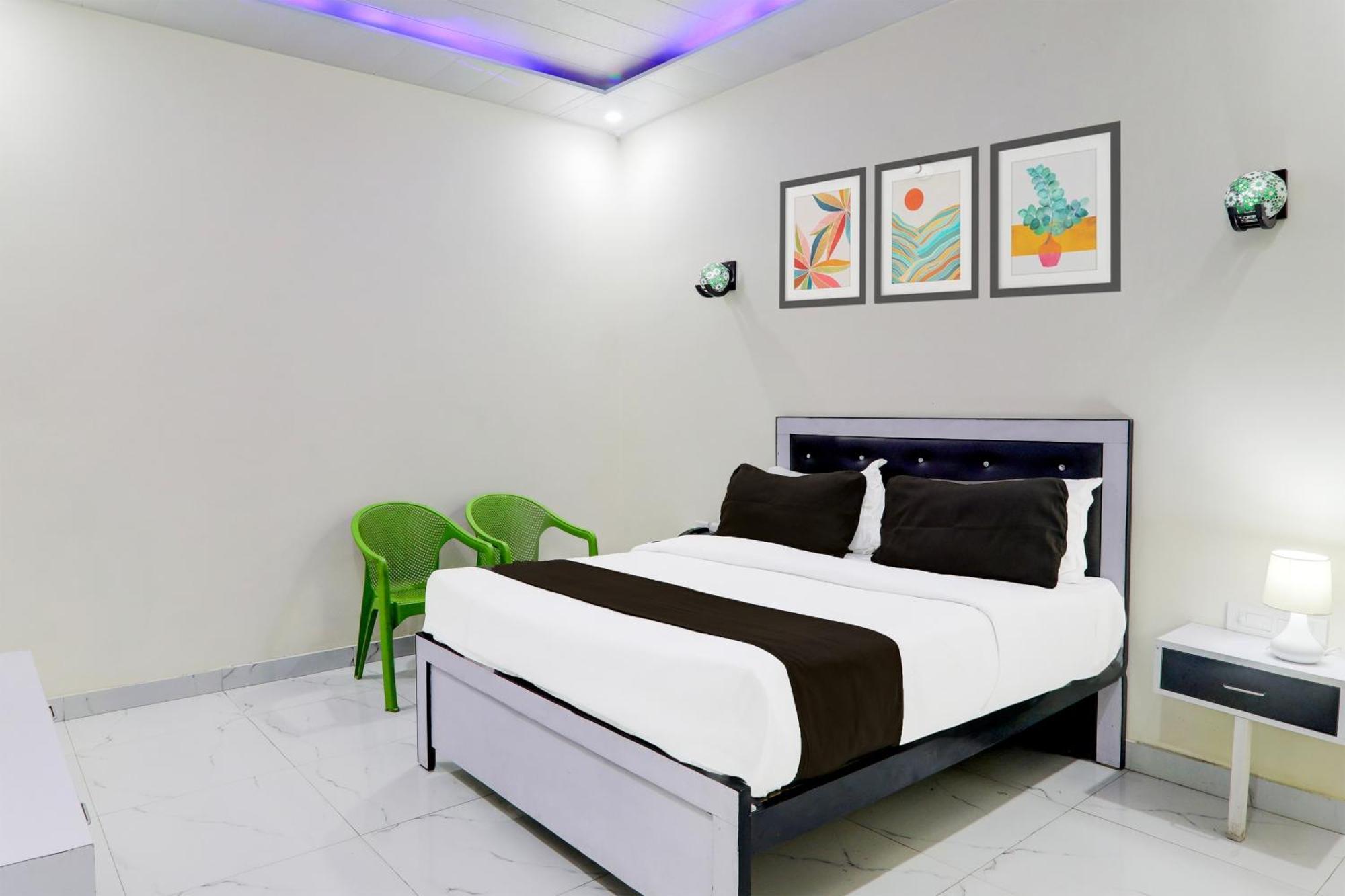 Super Hotel O Banthara Near Airport Banthra Sikandarpur المظهر الخارجي الصورة