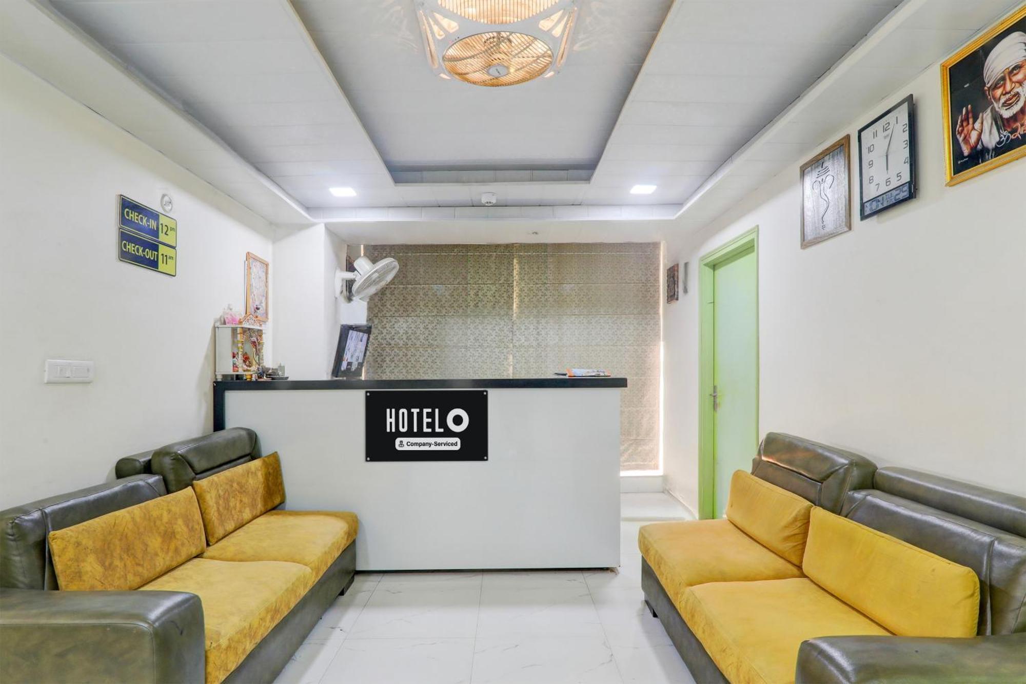Super Hotel O Banthara Near Airport Banthra Sikandarpur المظهر الخارجي الصورة